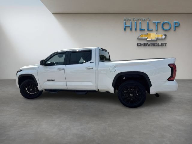 Used 2025 Toyota Tundra Limited AWD/4WD image 12
