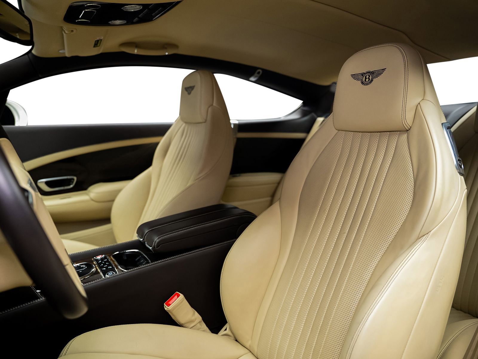 Used 2017 Bentley Continental GT image 32