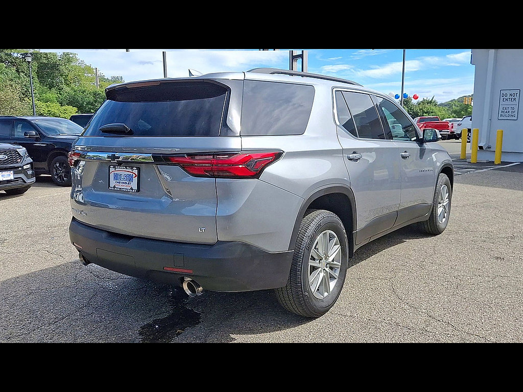 Certified 2023 Chevrolet Traverse LT w/ LPO, Floor Liner Package AWD/4WD image 8