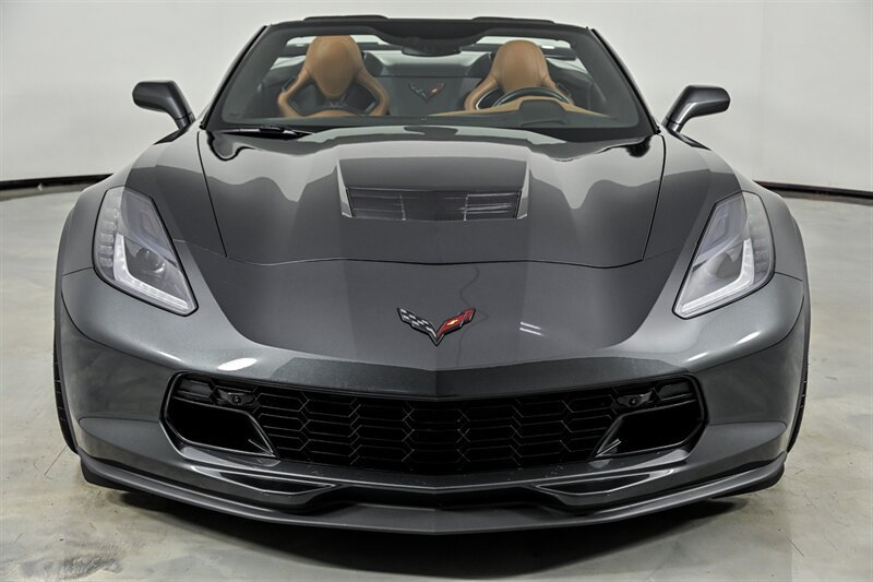 Used 2018 Chevrolet Corvette Grand Sport RWD image 4