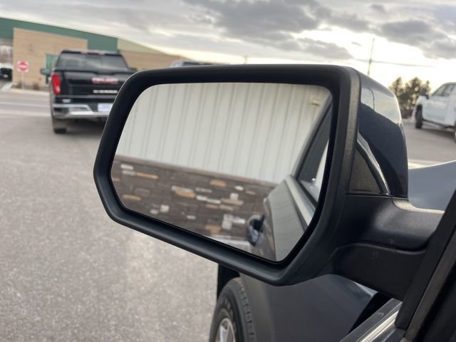 Used 2018 GMC Acadia SLE image 28