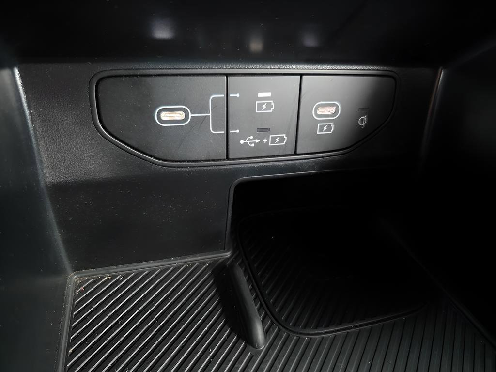 Used 2024 Kia Sorento SX Prestige image 36