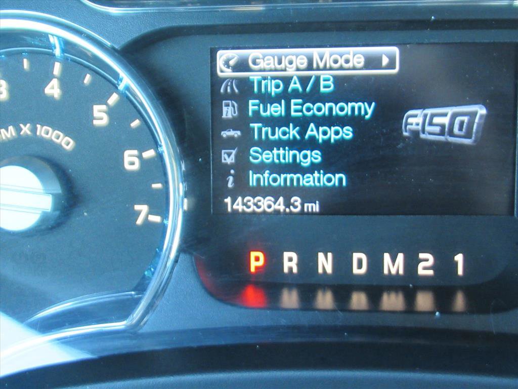 Used 2014 Ford F150 Lariat w/ Lariat Chrome Package image 27