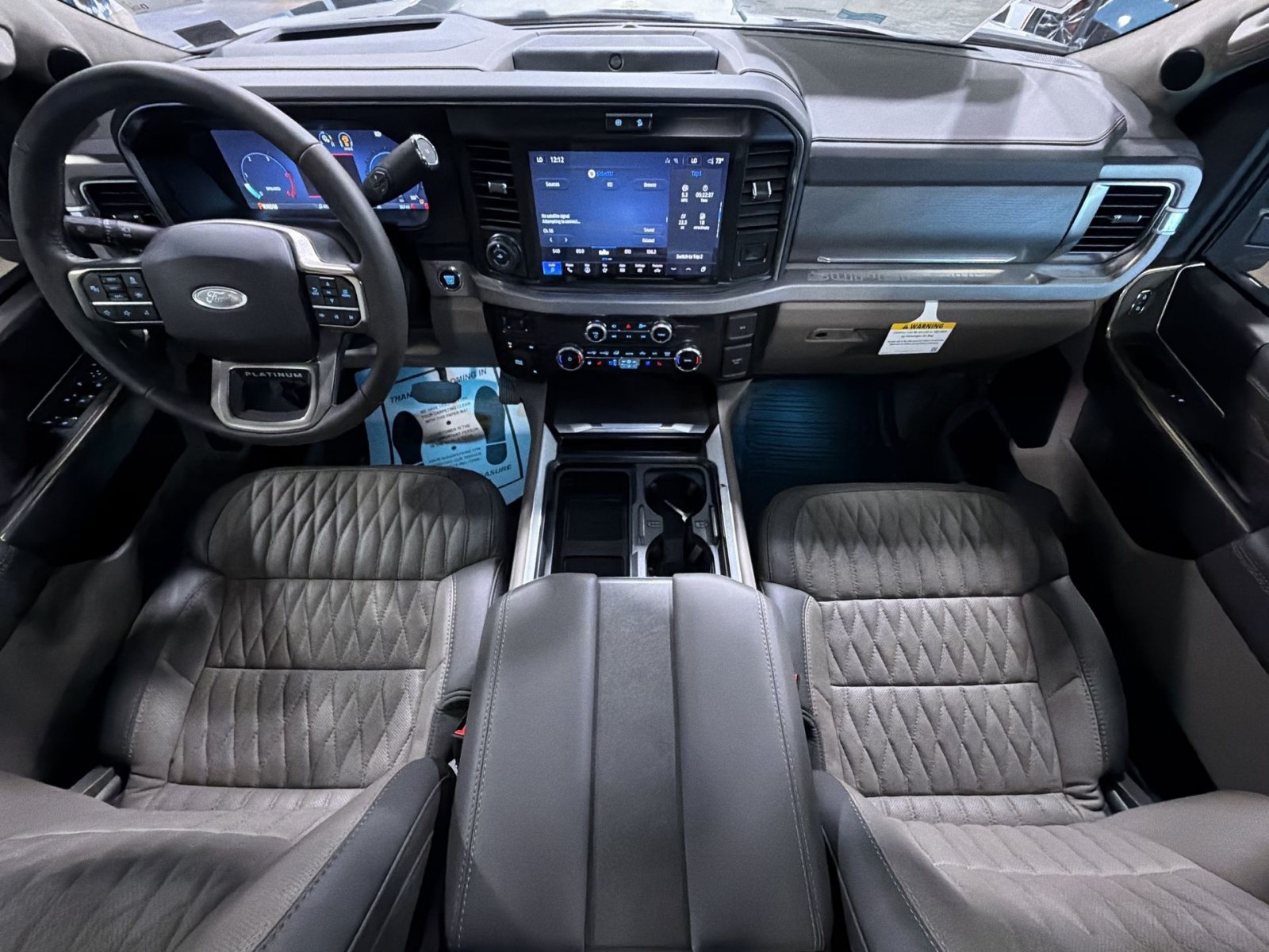 New 2026 Ford F450 Platinum w/ Platinum Plus Package AWD/4WD image 40