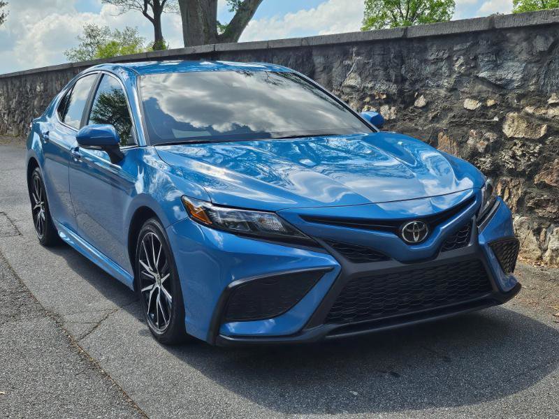 Used 2023 Toyota Camry SE FWD image 11