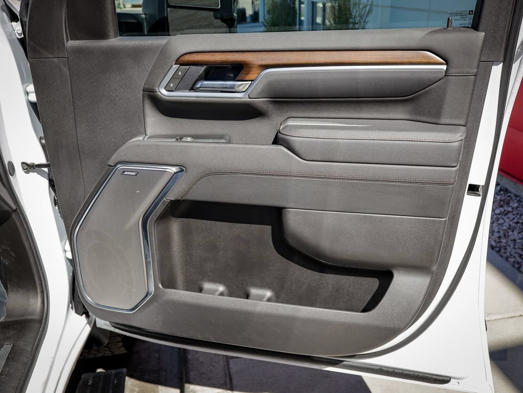 Used 2025 Chevrolet Silverado 2500 High Country w/ High Country Premium Package AWD/4WD image 26