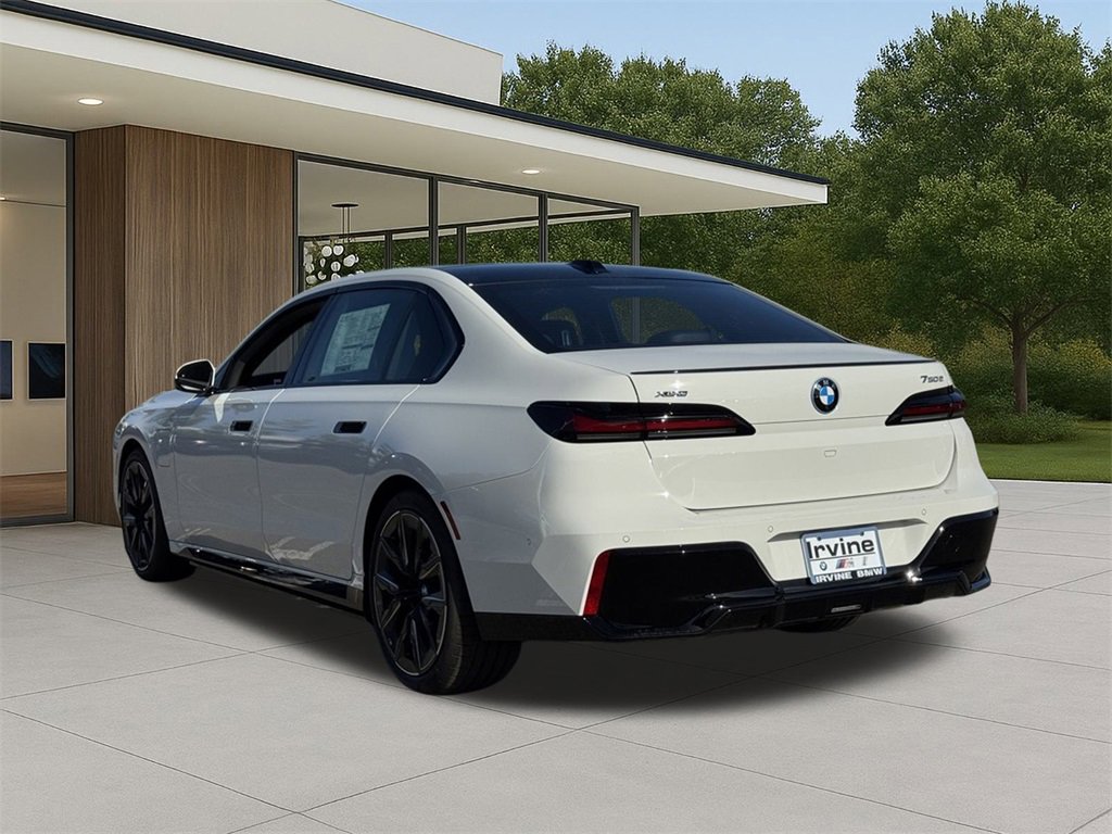 New 2026 BMW 750e xDrive w/ Premium Package image 10