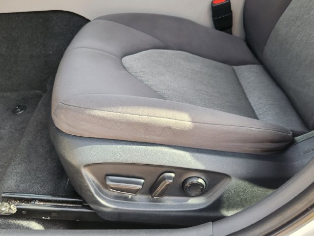 Used 2024 Toyota Camry LE FWD image 18