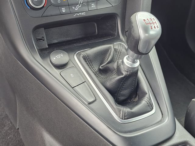 Certified 2018 Ford Focus ST w/ Equipment Group 401A image 21