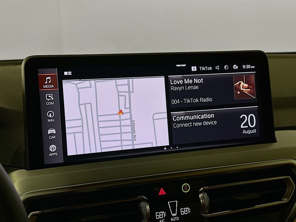 Used 2025 BMW X4 xDrive30i w/ Premium Package image 18