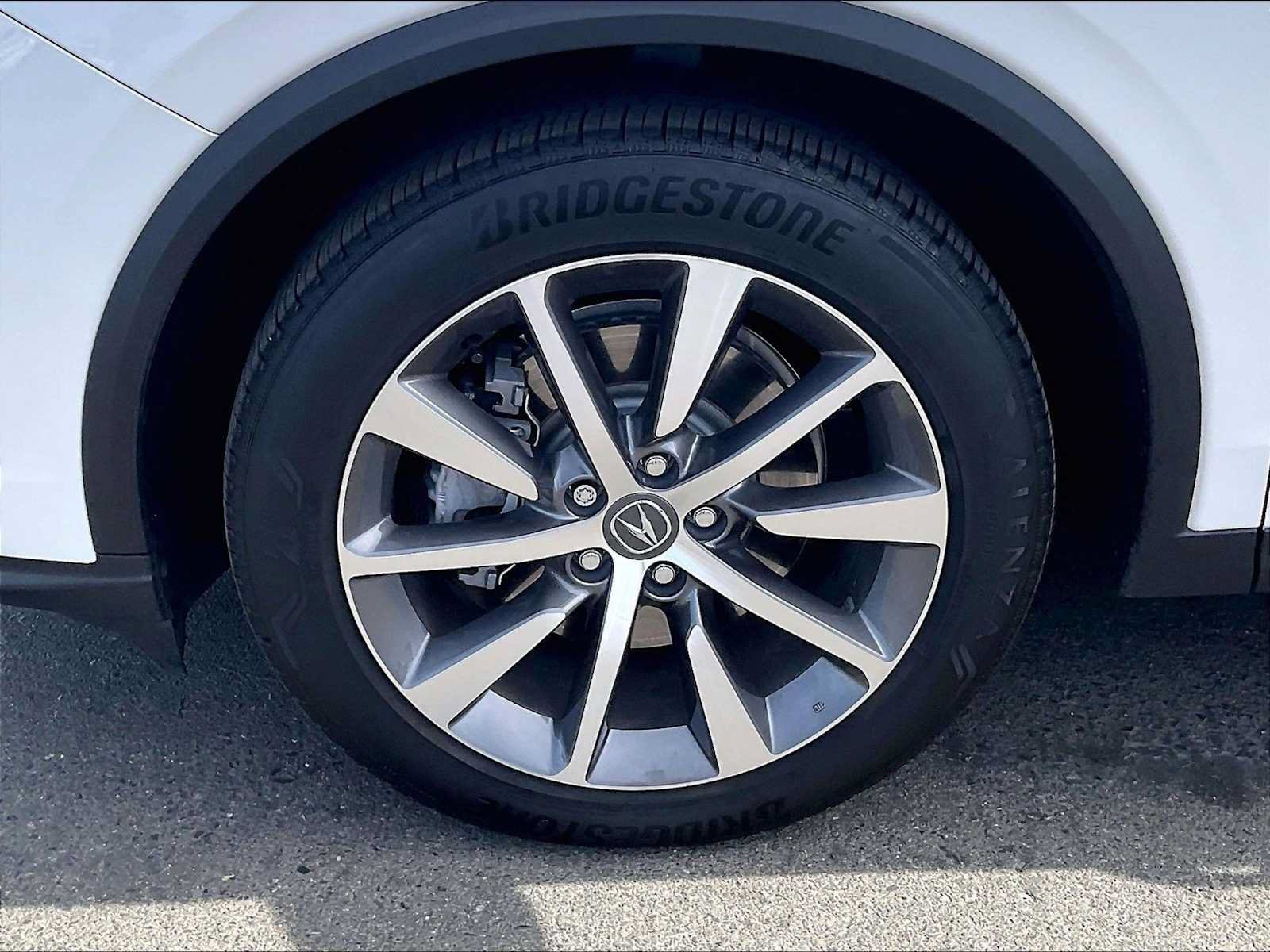 Used 2025 Acura MDX w/ Technology Package FWD image 12