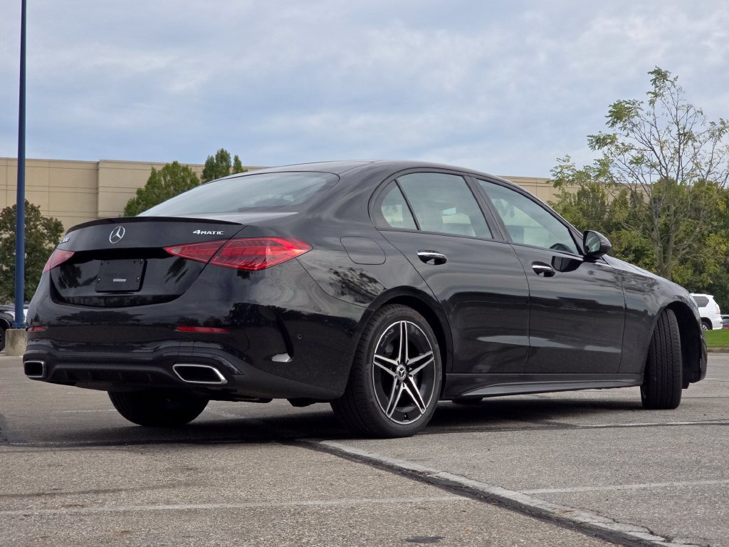 Certified 2026 Mercedes-Benz C 300 4MATIC Sedan image 18