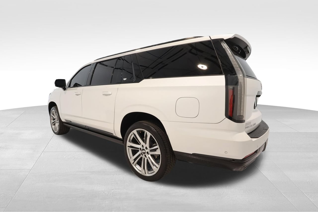 Used 2025 Cadillac Escalade ESV Sport w/ Touring Package AWD/4WD image 2