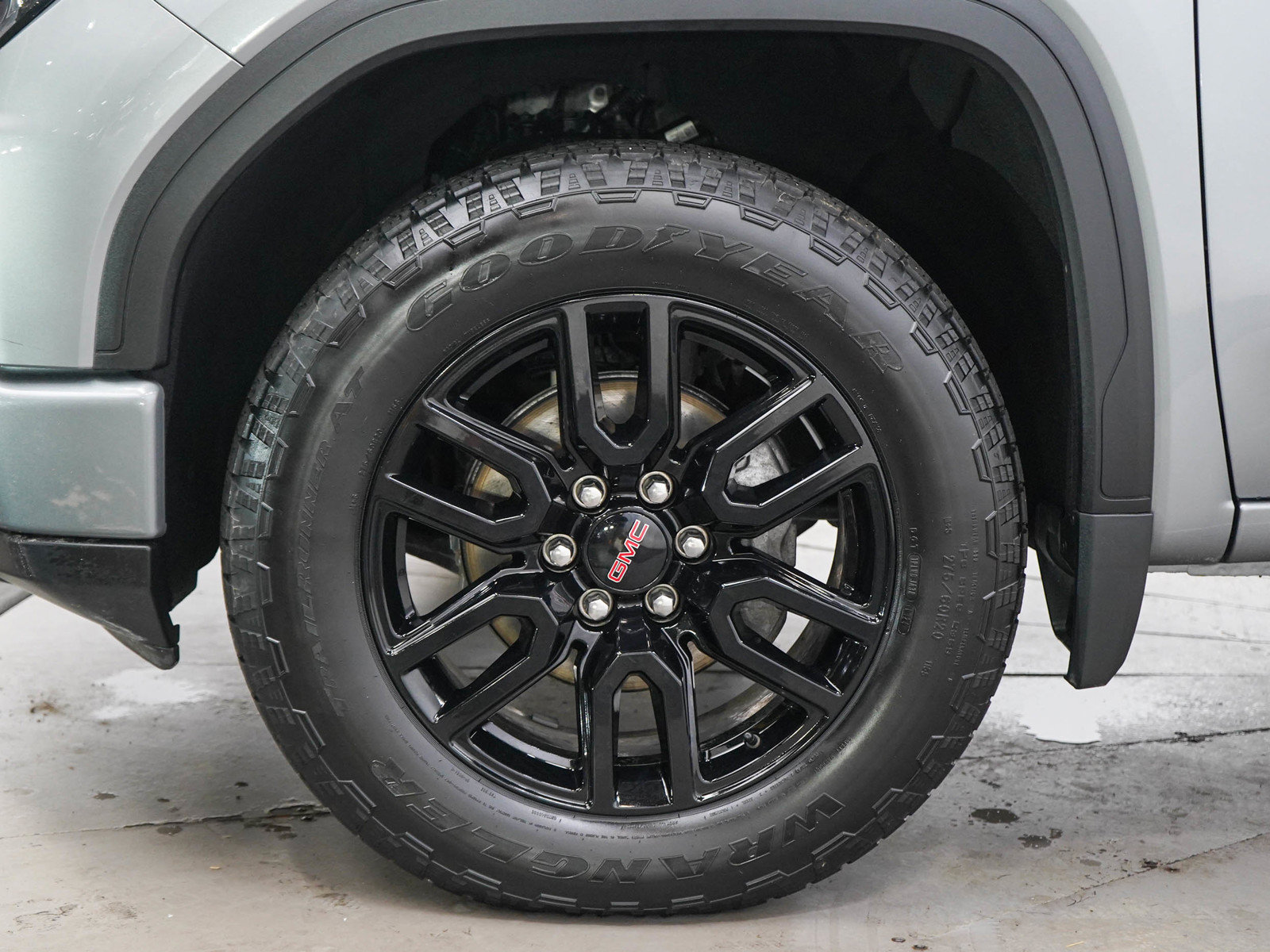 Used 2024 GMC Sierra 1500 Elevation AWD/4WD image 29