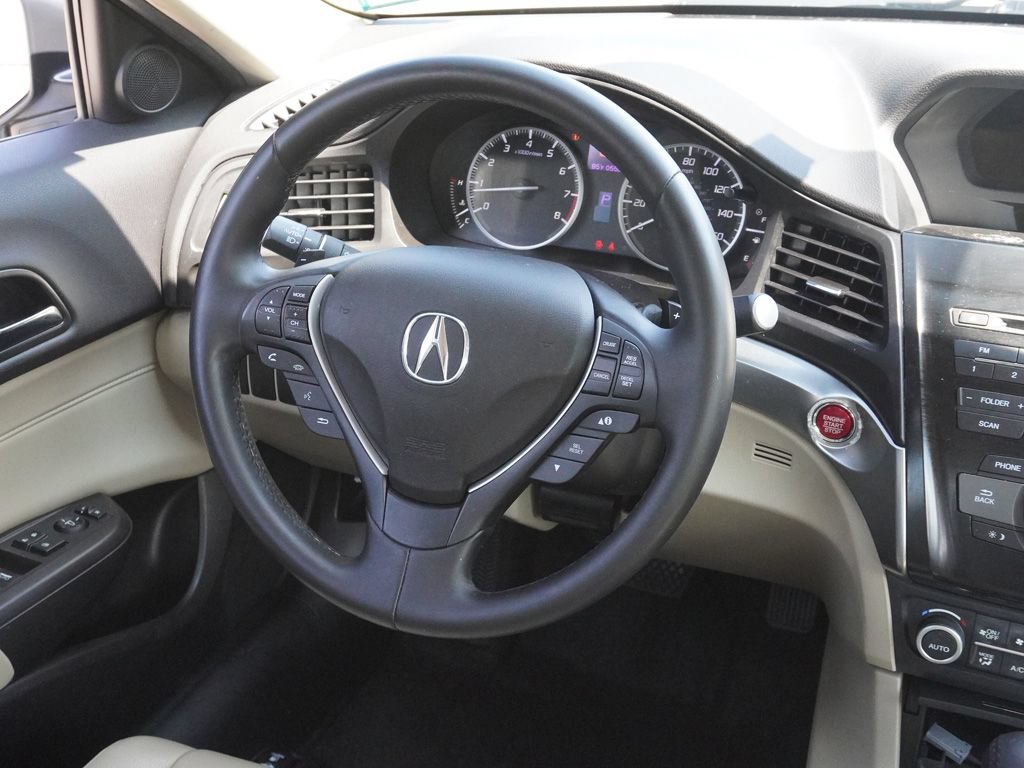 Used 2016 Acura ILX FWD image 31