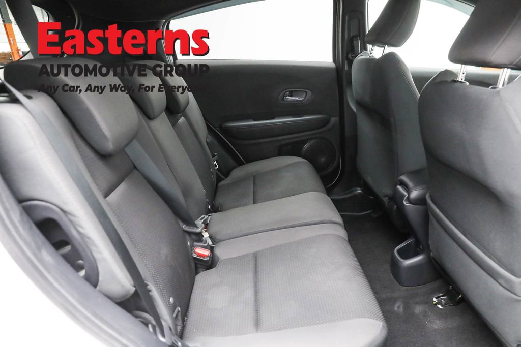 Used 2021 Honda HR-V Sport image 22