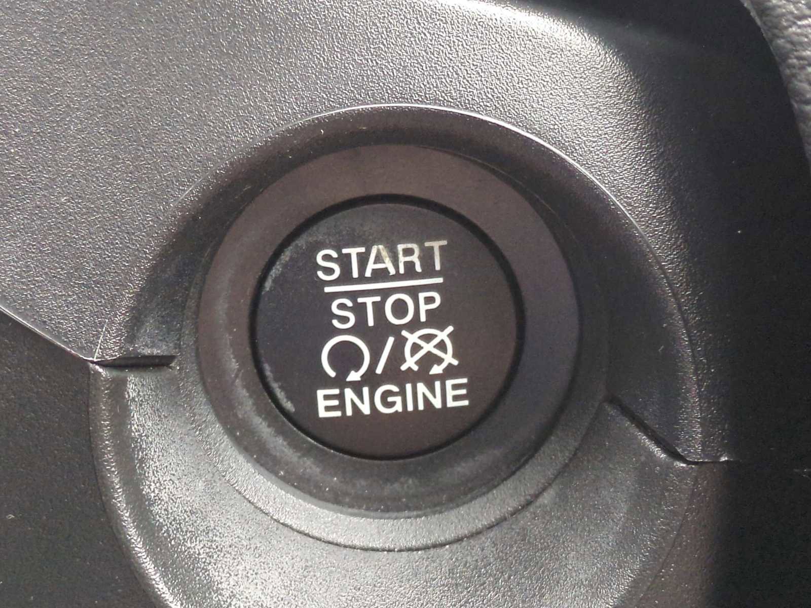 Used 2021 Jeep Compass Trailhawk AWD/4WD image 17