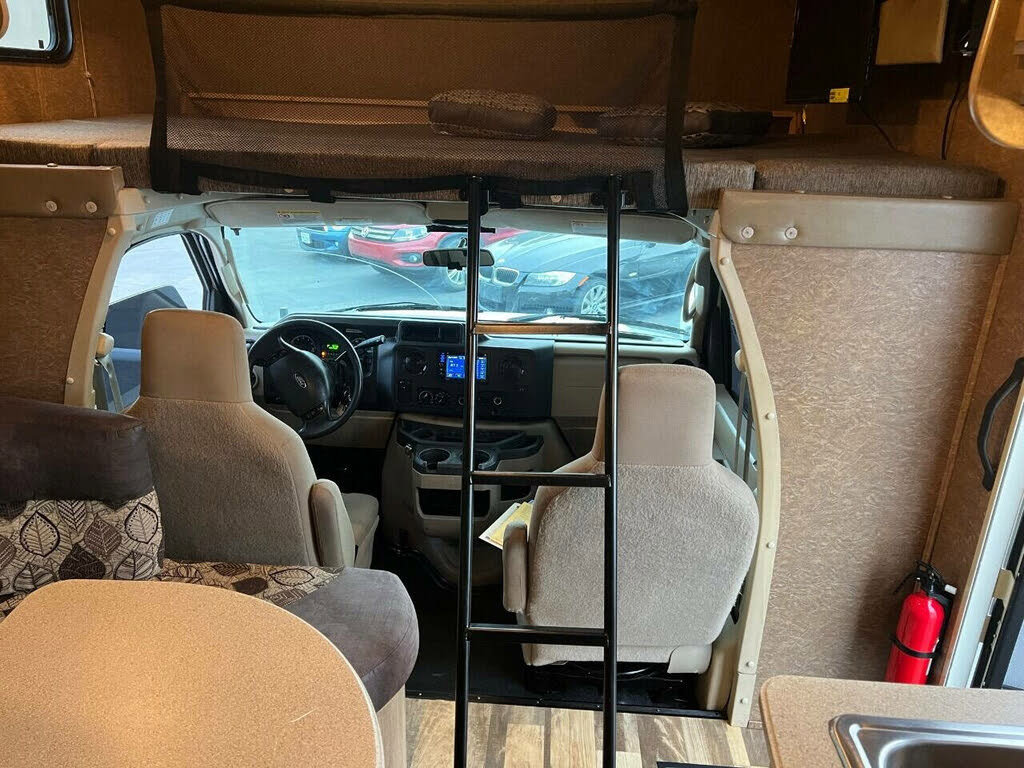 Used 2014 Ford E-350 and Econoline 350 Super Duty image 30