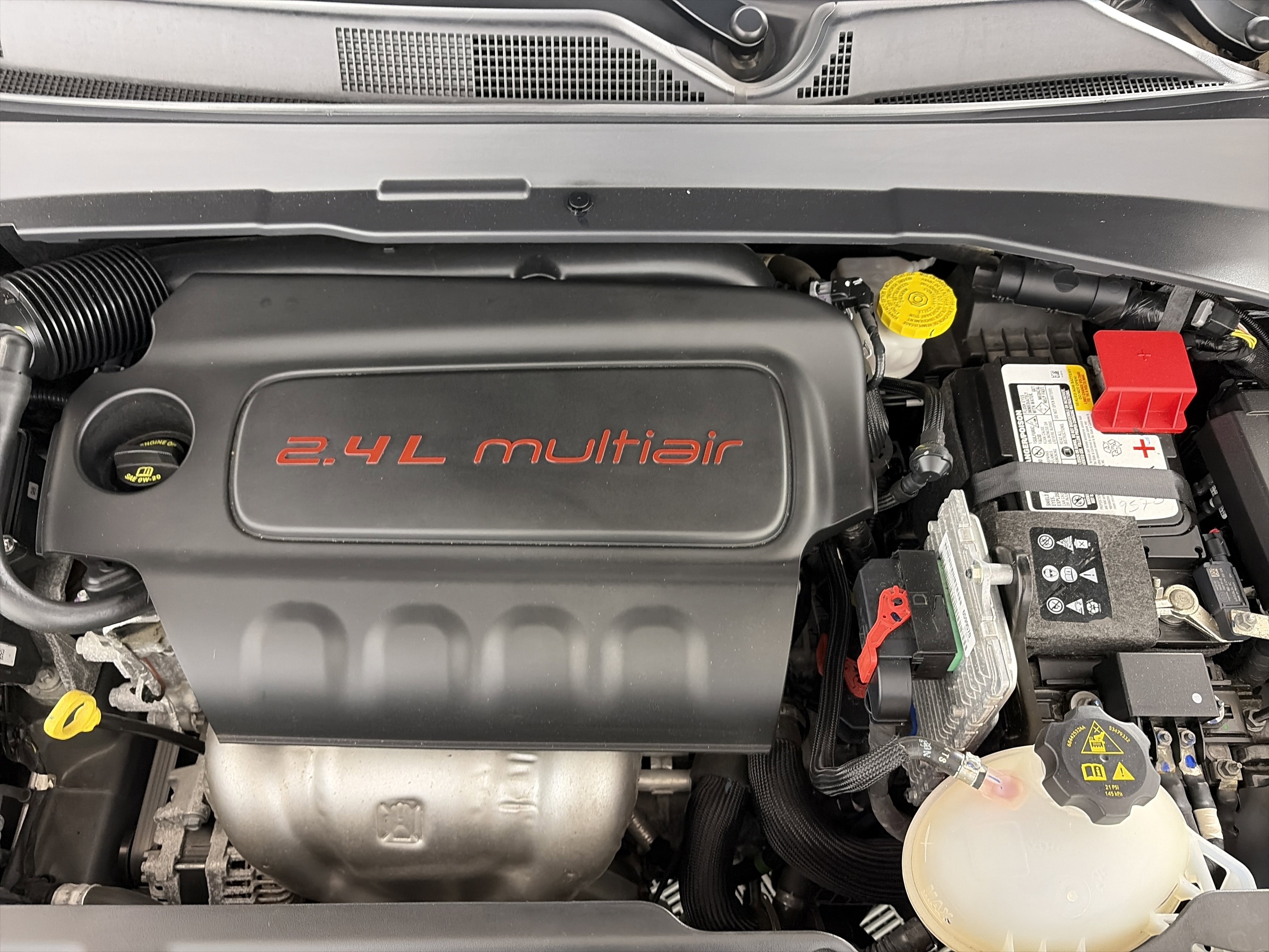 Used 2022 Jeep Compass Latitude AWD/4WD image 11
