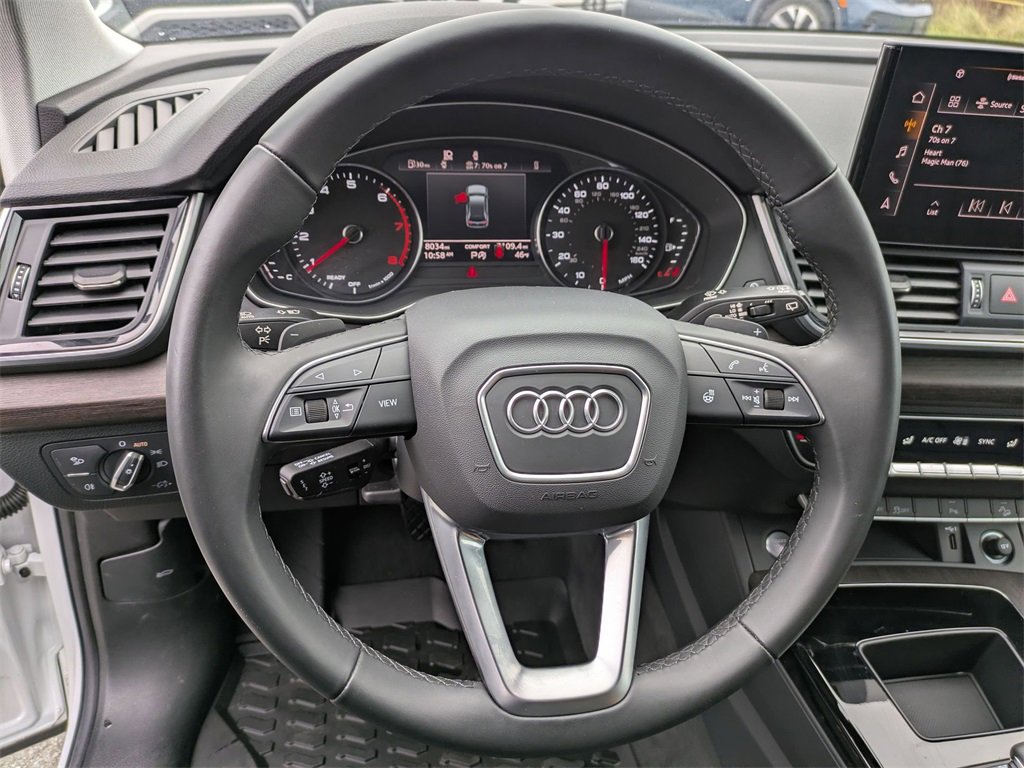 Used 2024 Audi Q5 2.0T Premium w/ Convenience Package image 17