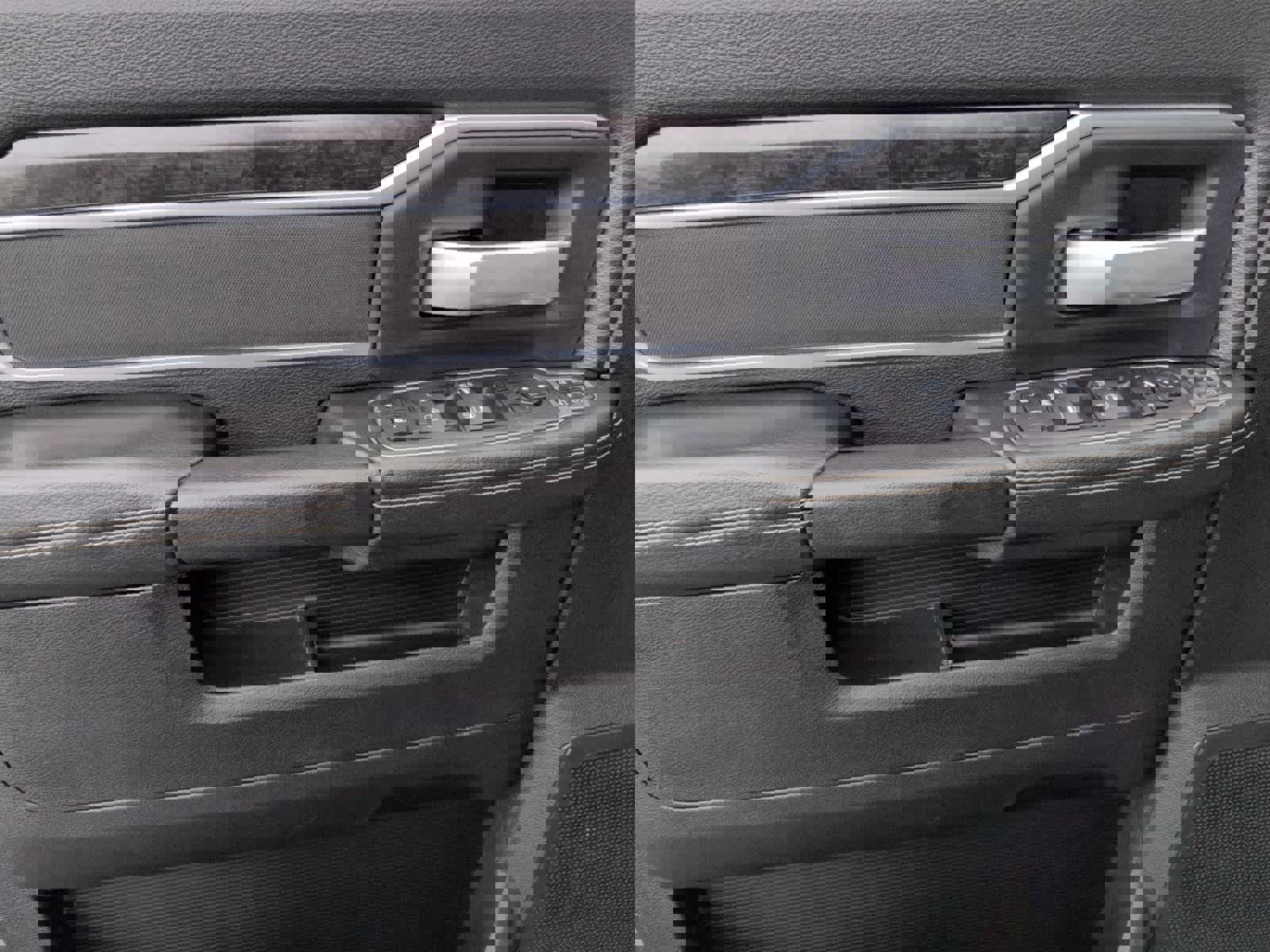 Used 2024 RAM 2500 Big Horn w/ Bed Utility Group image 12