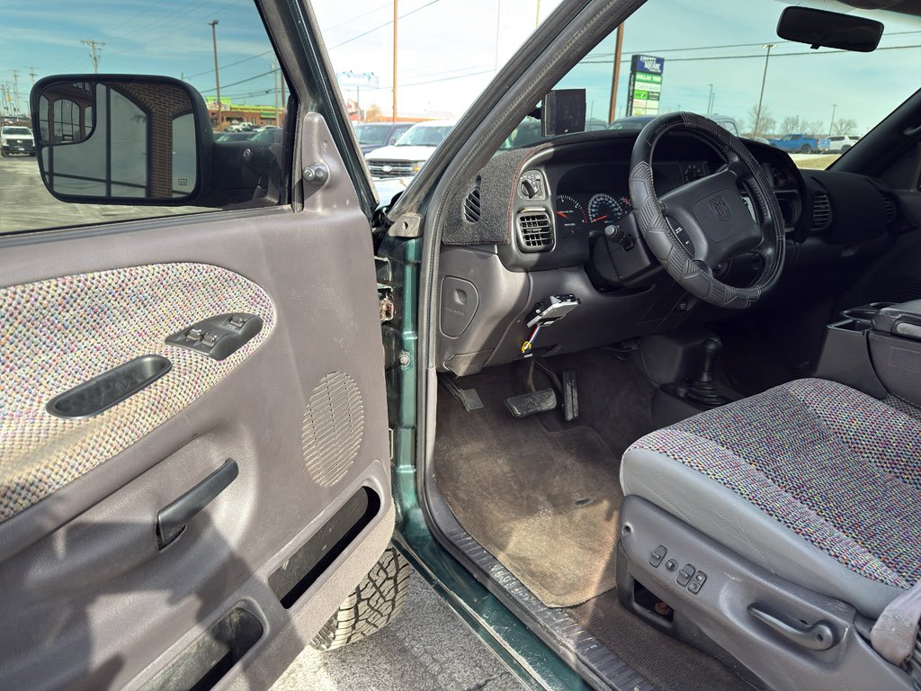 Used 2001 Dodge Ram 2500 Truck ST image 9