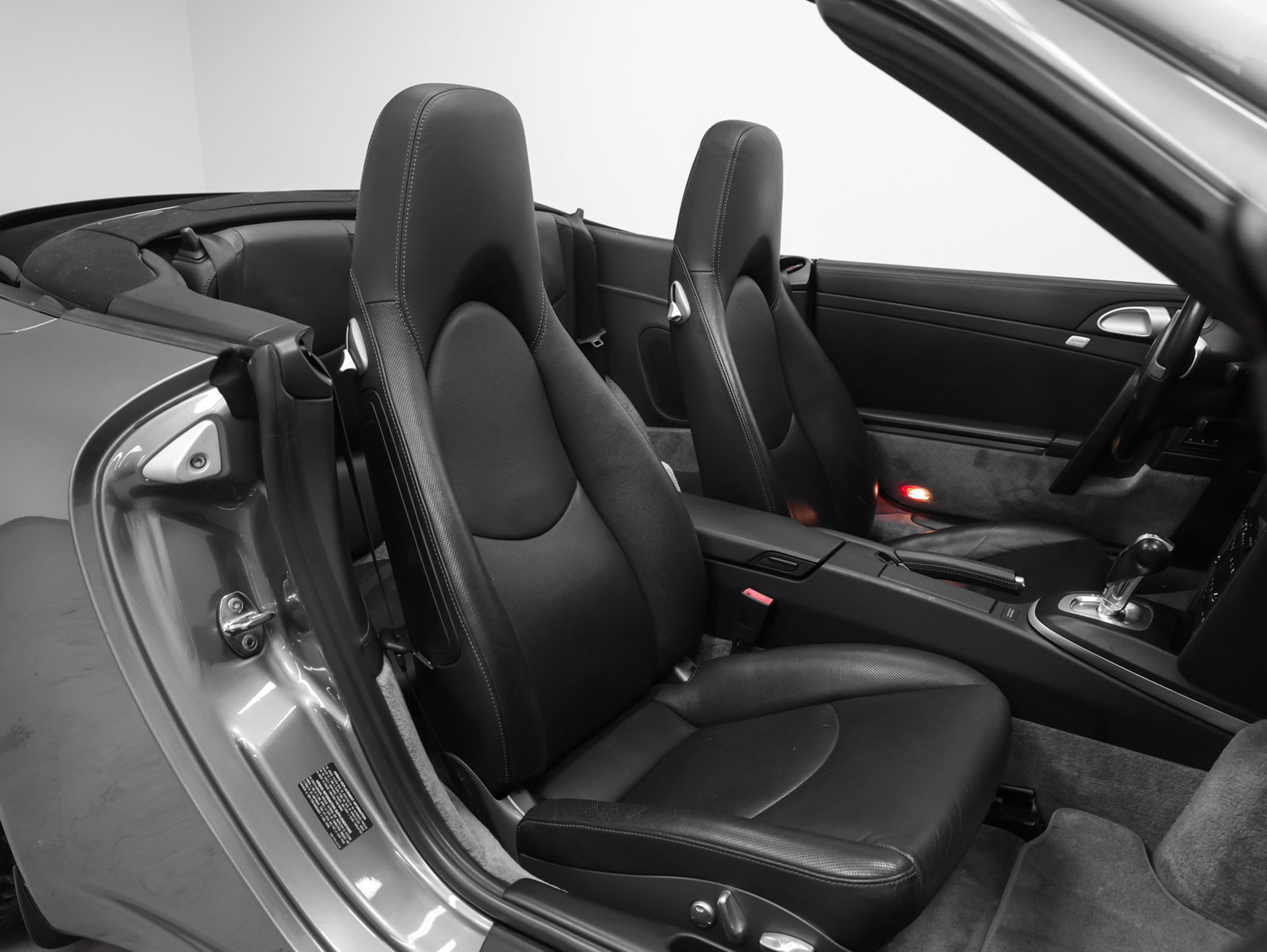 Used 2009 Porsche 911 Carrera S RWD image 25