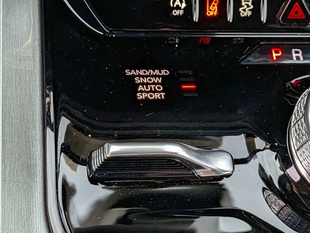 New 2026 Jeep Grand Wagoneer Limited AWD/4WD image 25