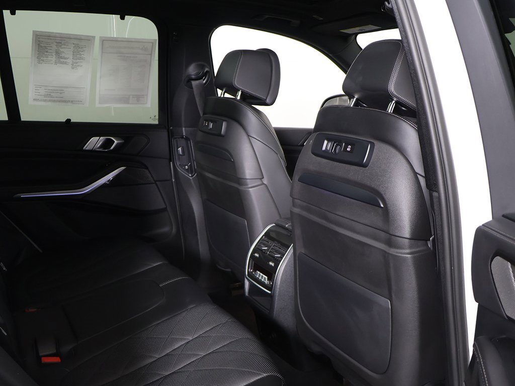 Used 2023 BMW X5 M50i w/ Executive Package image 33