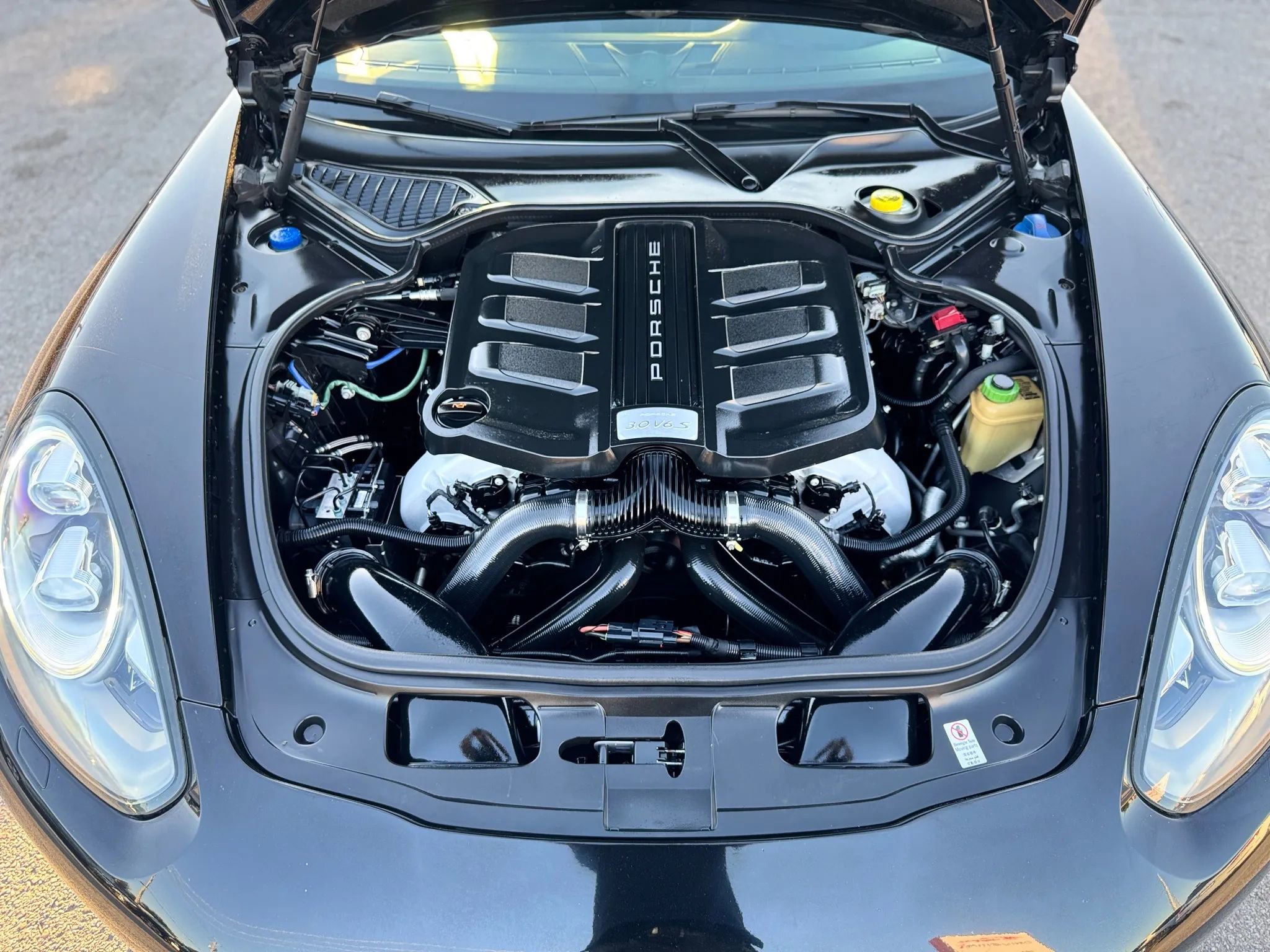 Used 2014 Porsche Panamera S image 51