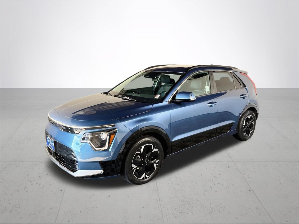 Certified 2023 Kia Niro Wind FWD image 2
