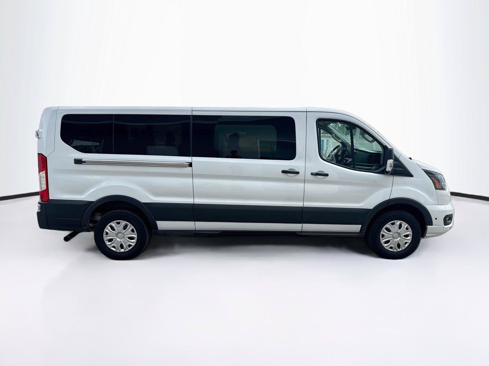 Used 2025 Ford Transit 350 XLT RWD image 7