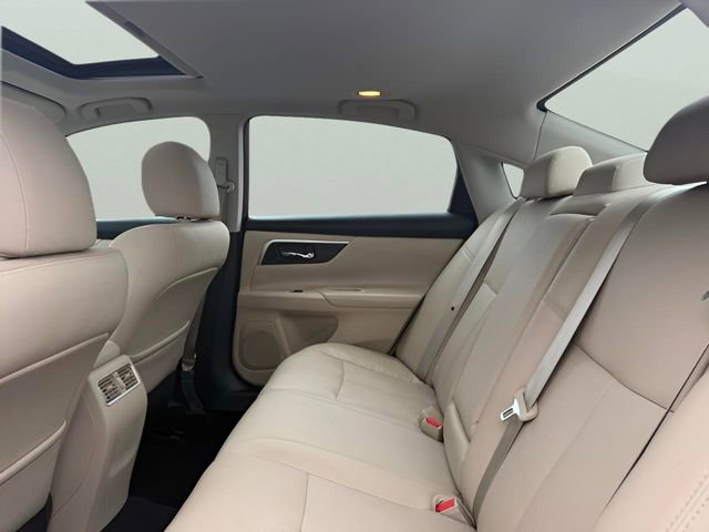 Used 2016 Nissan Altima 2.5 SL w/ 2.5 Technology Package image 18