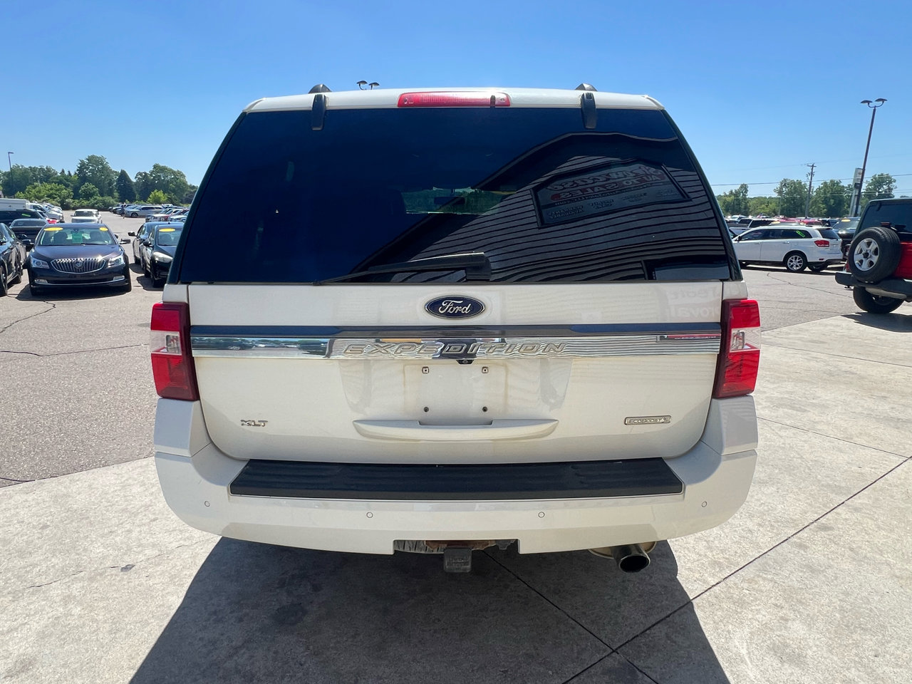 Used 2017 Ford Expedition XLT w/ Equipment Group 201A image 6