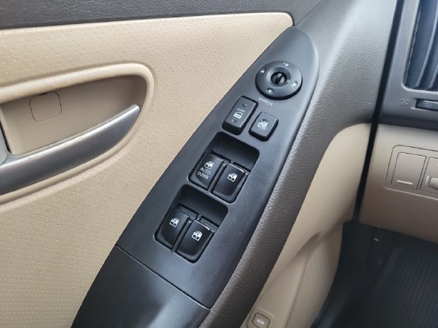 Used 2009 Hyundai Elantra GLS FWD image 22
