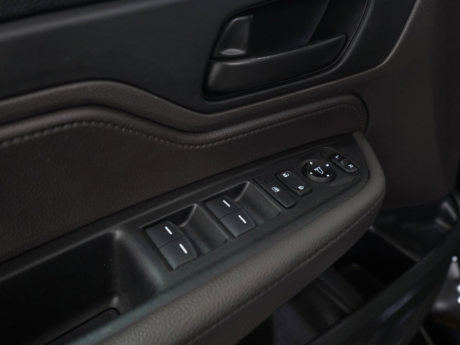 Used 2019 Honda Odyssey EX image 21
