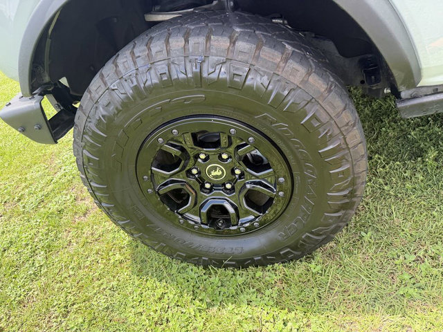 Used 2021 Ford Bronco First Edition AWD/4WD image 19