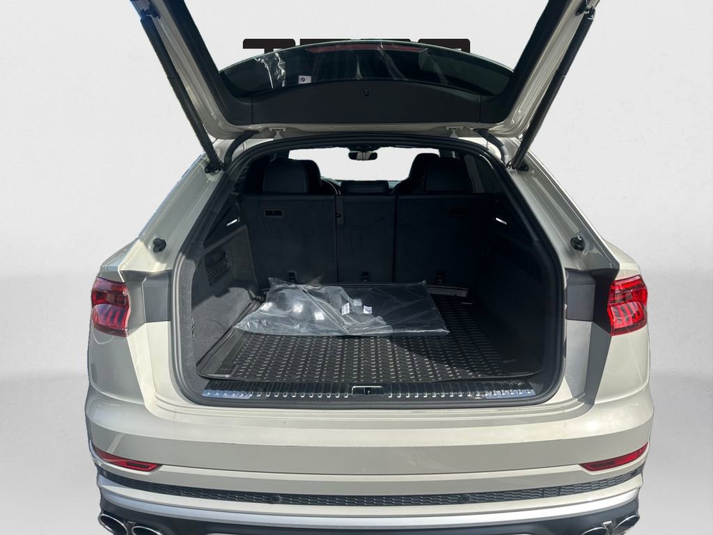 Used 2022 Audi SQ8 Prestige image 13