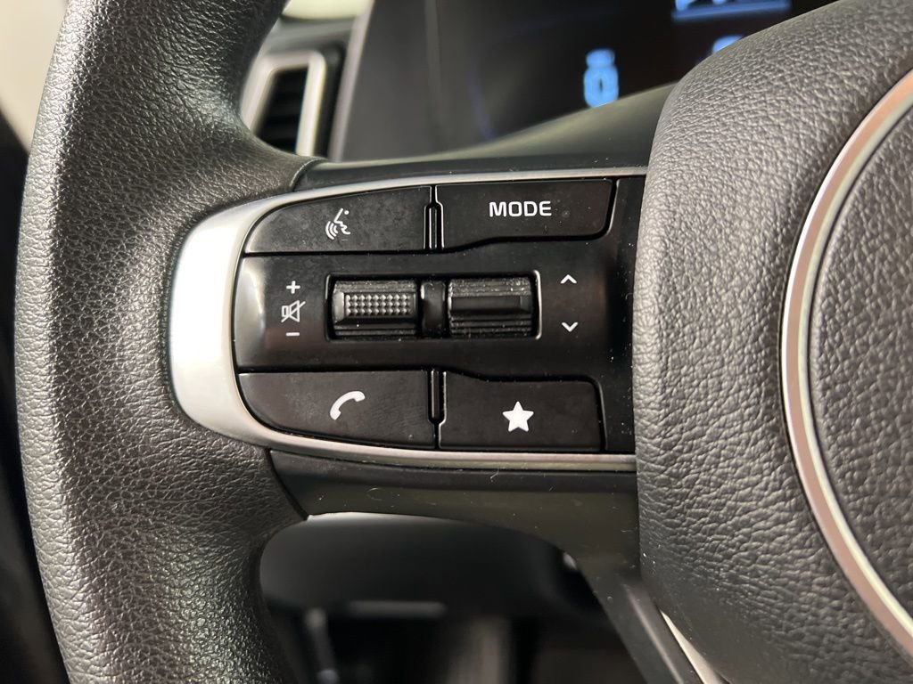 Used 2023 Kia Sportage LX image 15