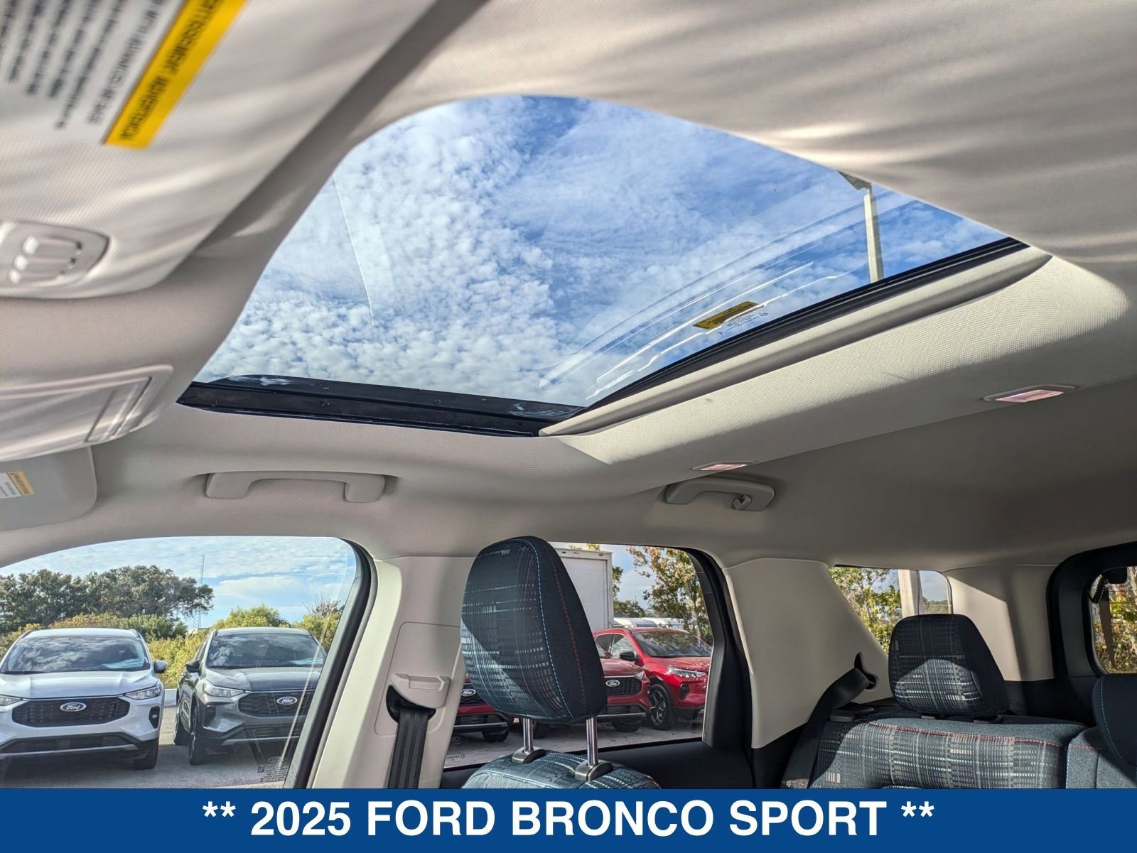 New 2025 Ford Bronco Sport Heritage w/ Convenience Package AWD/4WD image 24