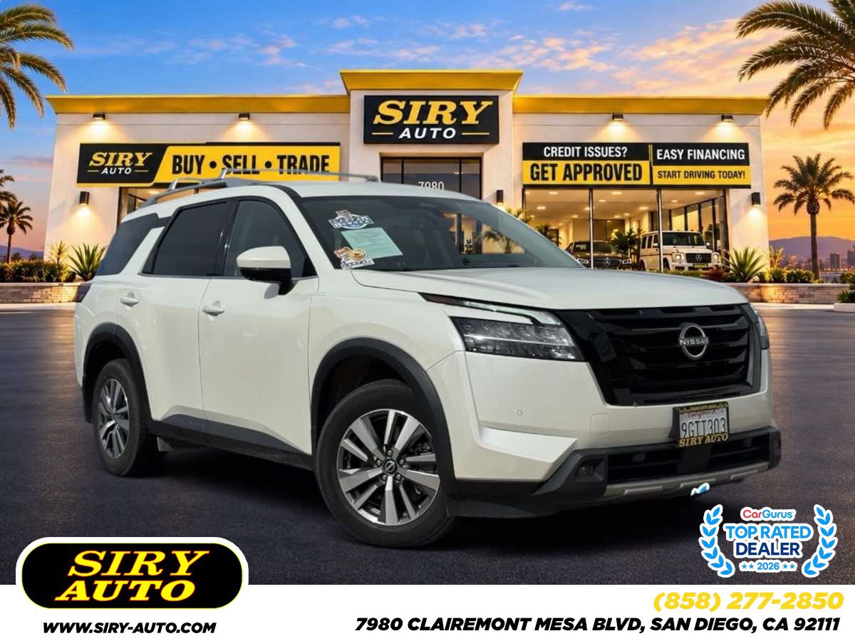 Used 2023 Nissan Pathfinder SL w/ Black Appearance Package FWD image 1