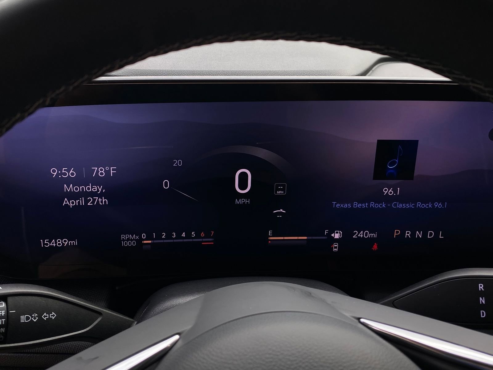 Used 2025 Buick Enclave Sport Touring FWD image 22