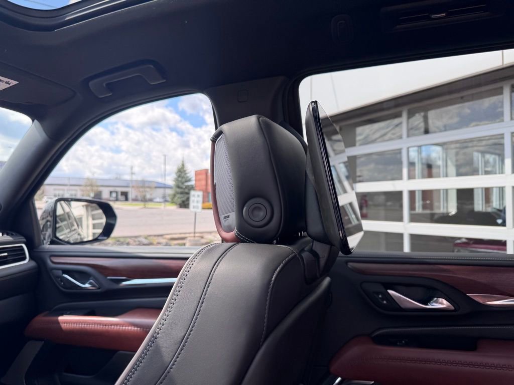 Used 2024 GMC Yukon Denali Ultimate image 28