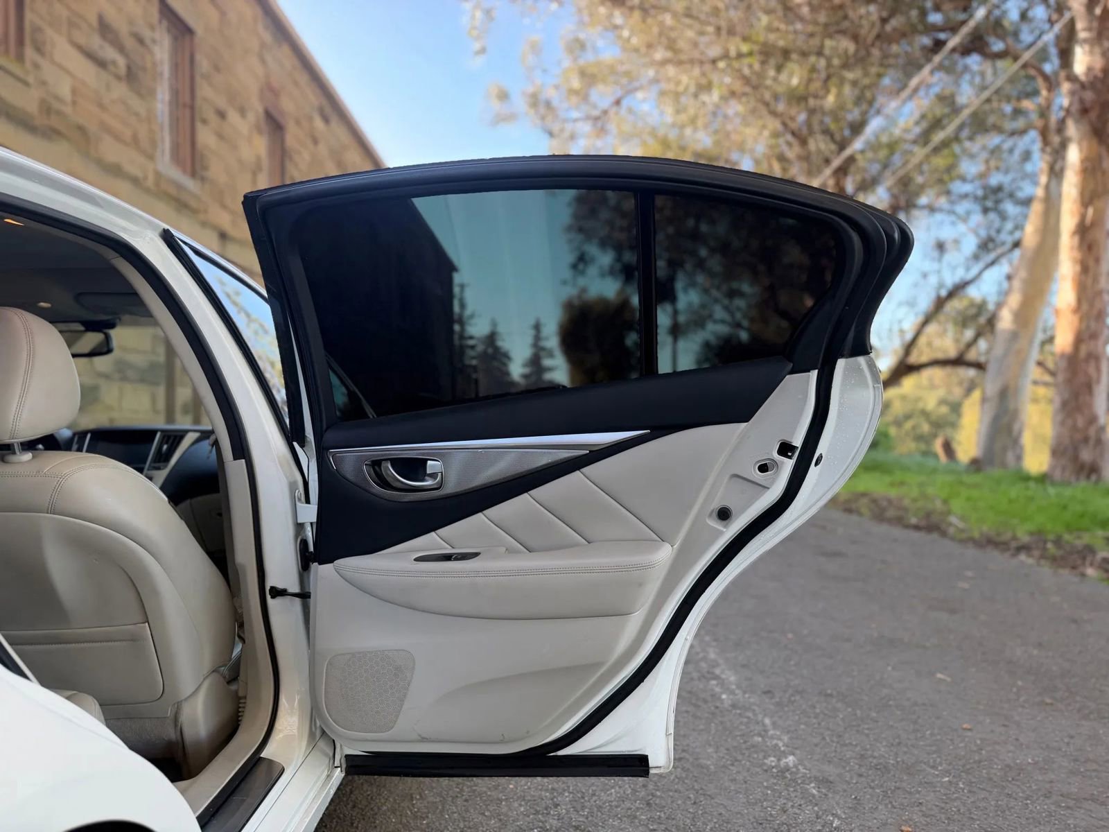 Used 2017 INFINITI Q50 Premium w/ 2.0T Premium Plus Package image 22