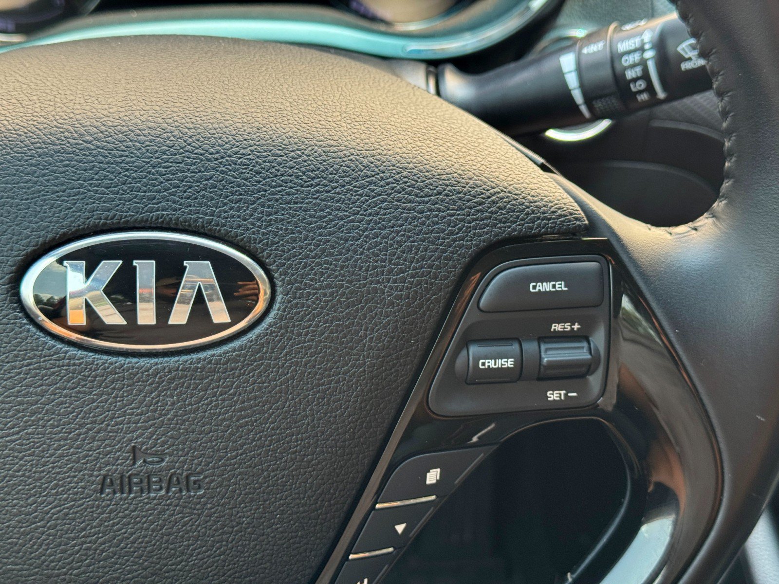 Used 2018 Kia Forte S w/ S Technology Plus Package FWD image 21