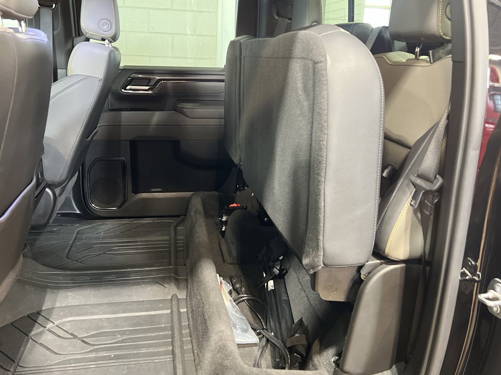 Used 2024 Chevrolet Silverado 2500 ZR2 w/ Technology Package image 38