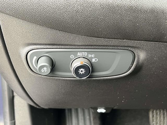 Certified 2023 Chevrolet Equinox RS image 21