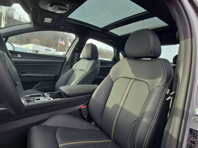 New 2026 Kia K5 GT w/ GT1 Package FWD image 29