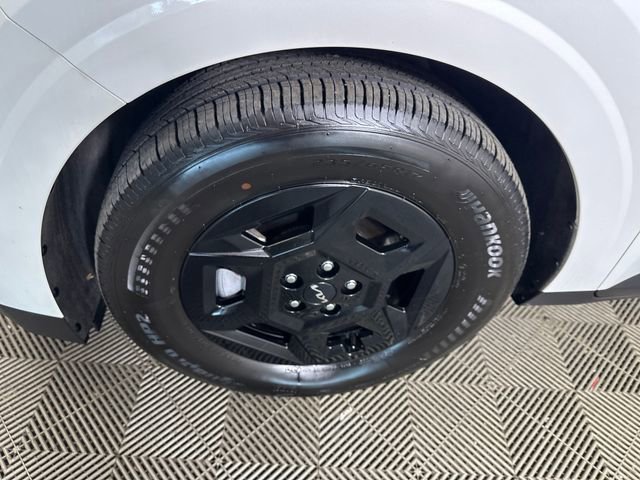 Used 2025 Kia Carnival image 10