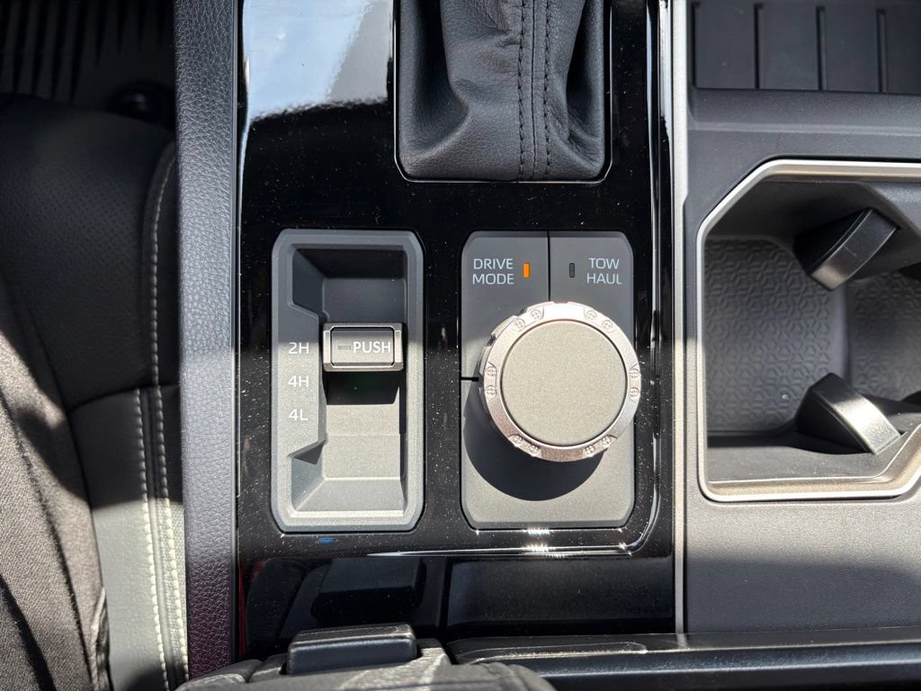 New 2026 Toyota Tundra SR5 AWD/4WD image 25